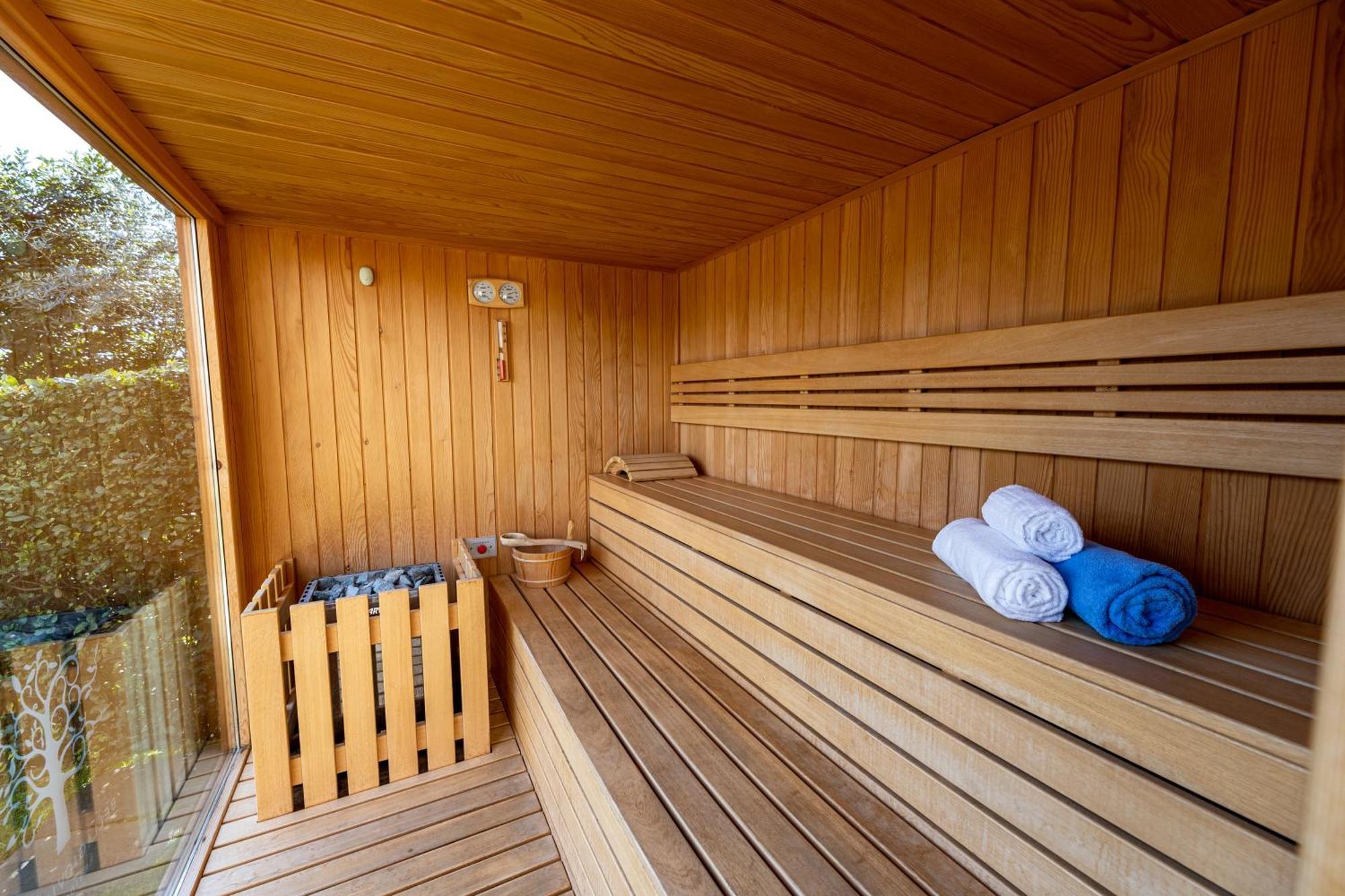 Bellagio Village- 4 Apartments By The Lake - Seasonal Warm Pool And Sauna Oliveto Lario Exterior foto